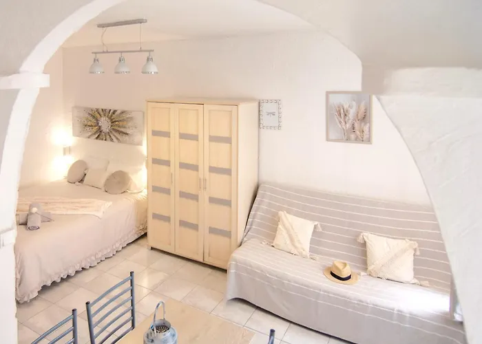 Confort, Chic & Spacieux De Les Pins & Appartement *